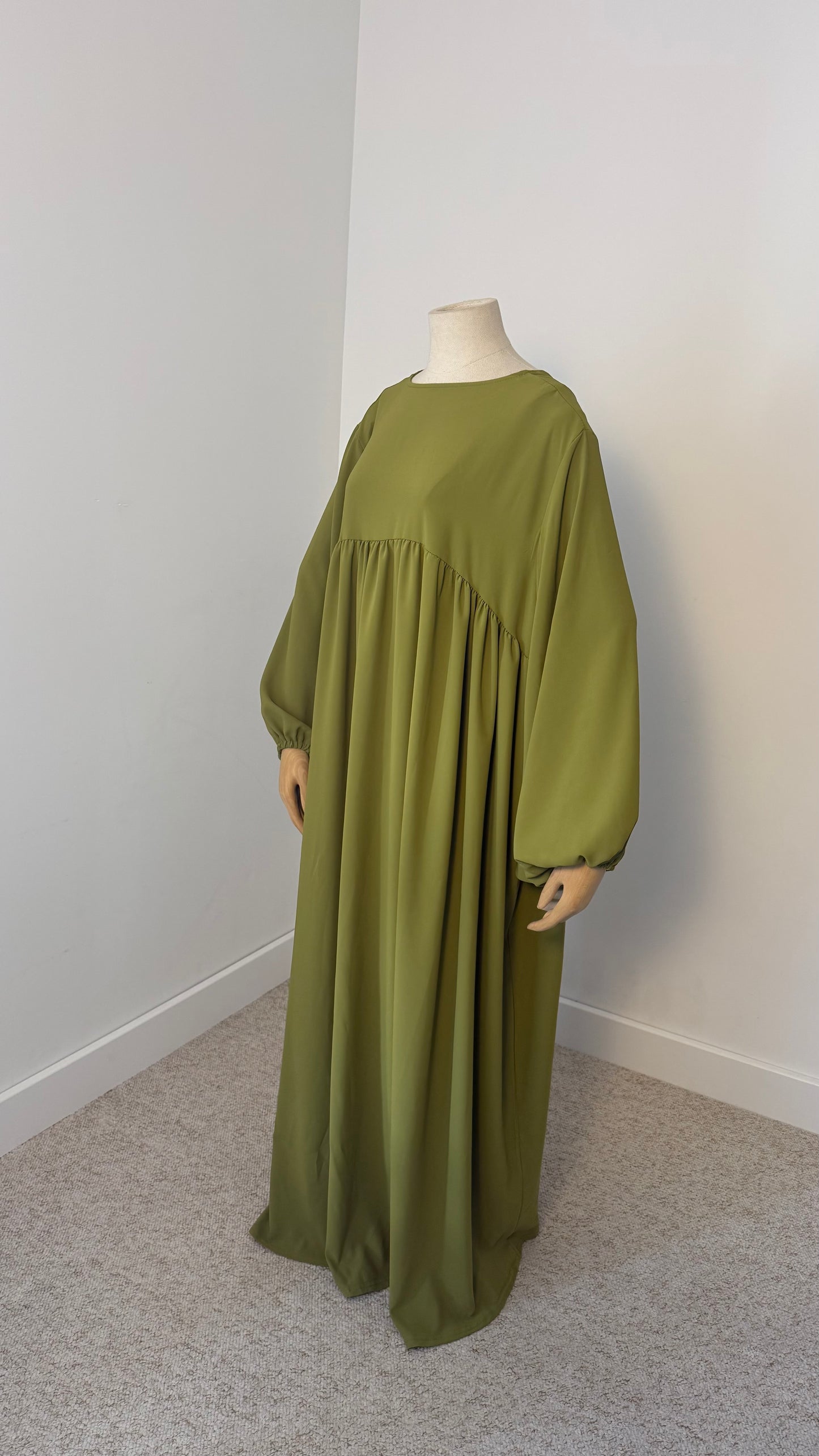 Abaya Manches Ballon Soie De Medine - Assya