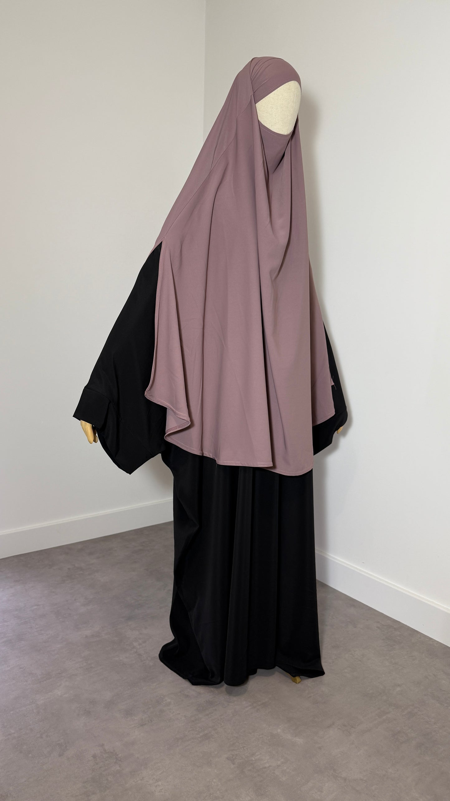 Khimar à fentes en soie de Medine