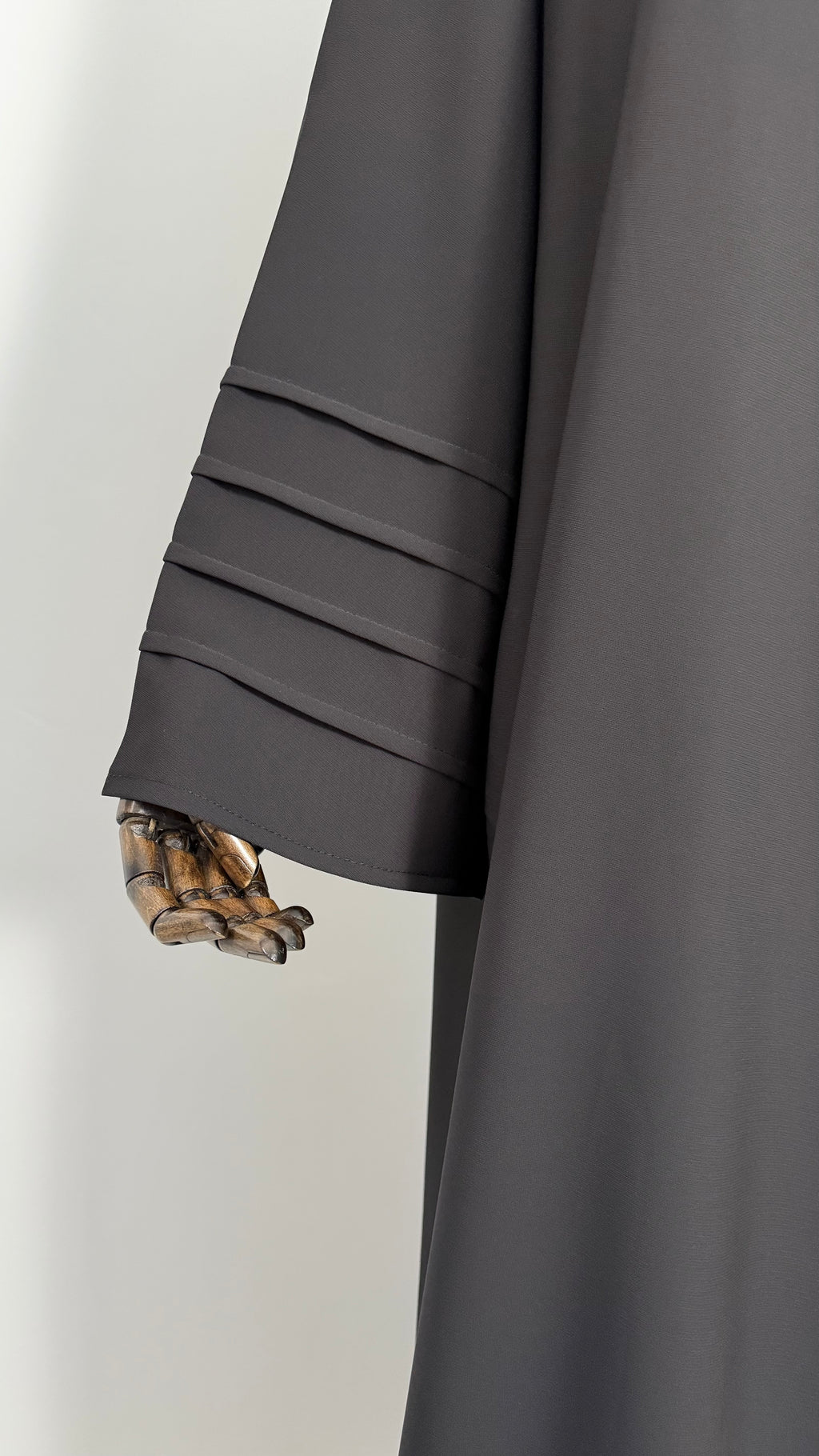 Abaya Naya