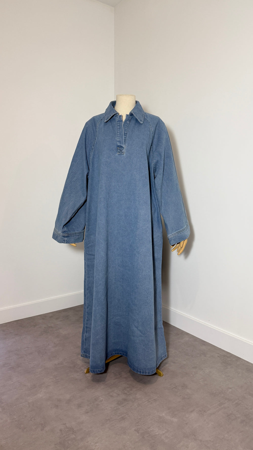 Abaya aus Denim