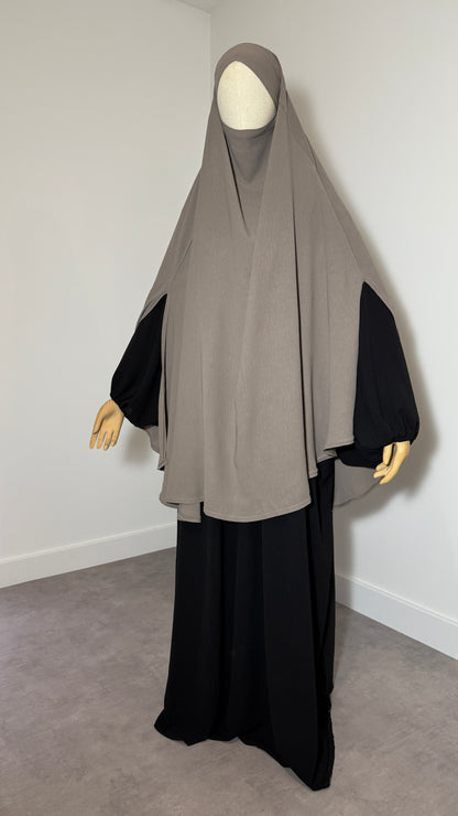 Khimar with slits